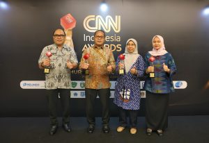 Danny Pomanto Terima 4 Penghargaan Sekaligus di CNN Indonesia Awards 2024