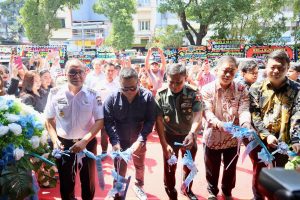 Danny Pomanto Hadiri Grand Opening Dealer Chery Veteran, Bukti Peluang Investasi Kota Makassar Kian Unggul