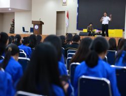 Danny Pomanto Sharing Smart City, F8, Kota Makan Enak di Seminar Nasional Mahasiswa UKI Paulus