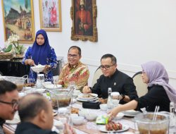 Menpan RB, Danny Pomanto dan Adnan Dinner Bareng di Rujab Bupati Gowa