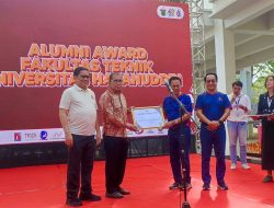 Dies Natalis ke-64 Teknik Unhas, Danny Pomanto Raih Alumni Award 2024