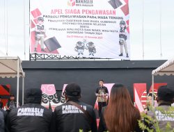 Pjs Wali Kota Arwin Azis Tekankan Profesionalisme dan Integritas kepada 1.877 Pengawas TPS se-Makassar