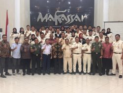 Walikota Makassar terima Tanda Kehormatan Karya Bakti Putera Indonesia oleh Purna Paskibraka Indonesia