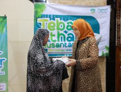 Wakil Wali Kota Makassar, Aliyah Mustika Ilham, Buka Kegiatan Tebar Ifthar Akbar di Masjid Aisyiyah