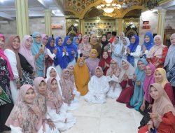 Merajut Kebersamaan di Bulan Mulia, Wakil Wali Kota Makassar Buka Puasa Bersama di Masjid Nurul Jihad