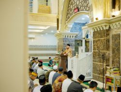 Safari Ramadan di Masjid Mubaraq, Munafri Arifuddin Ajak Warga Tingkatkan Ibadah dan Jaga Kondusivitas