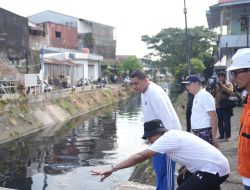 Hari Lingkungan Hidup Sedunia: Munafri Pimpin Aksi Bersih Kanal Jongaya dan Pasar Pabaeng-Baeng