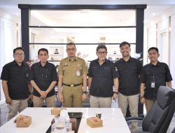 Terima Plt Dirut Perumda Parkir Makassar, Sekda Zulkifly Dorong Optimalisasi Pendapatan Sektor Parkir