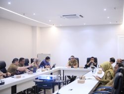 Sekda Zulkifly Pimpin Rapat Soal Stadion, Pemkot Siap Tender Dini