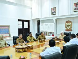 Kadinsos Makassar Turut Mendampingi Wawali Terima Audiensi Karang Taruna