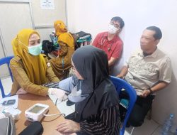 Pedagang Antusias Ikuti Pemeriksaan Kesehatan Gratis Yang Digelar Perumda Pasar Makassar Dan Dinkes Makassar