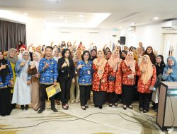 Diikuti 40 Peserta, Kadisnaker Makassar Membuka Secara Resmi Pelatihan Tata Rias Pekerja Migran Indonesia