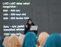 Kupas Harmonisasi Rumah Tangga, dr. Aisah Dahlan Isi Kajian Islam TP PKK Makassar