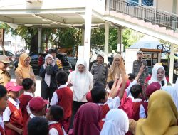 Belajar Sambil Bermain, Melinda Aksa Apresiasi Outing Class Peduli Lingkungan di TPS3R Karebosi