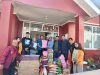 Dinas Sosial Kota Makassar Salurkan Bantuan Logistik Kedaruratan bagi Warga Terdampak Kebakaran di Jalan Adhyaksa Baru