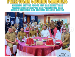 Gubernur Sulawesi Selatan melepas Secara Simbolis Distribusi Bantuan Produk  Susu Dari Kementerian Pemberdayaan Perempuan dan Perlindungan Anak RI